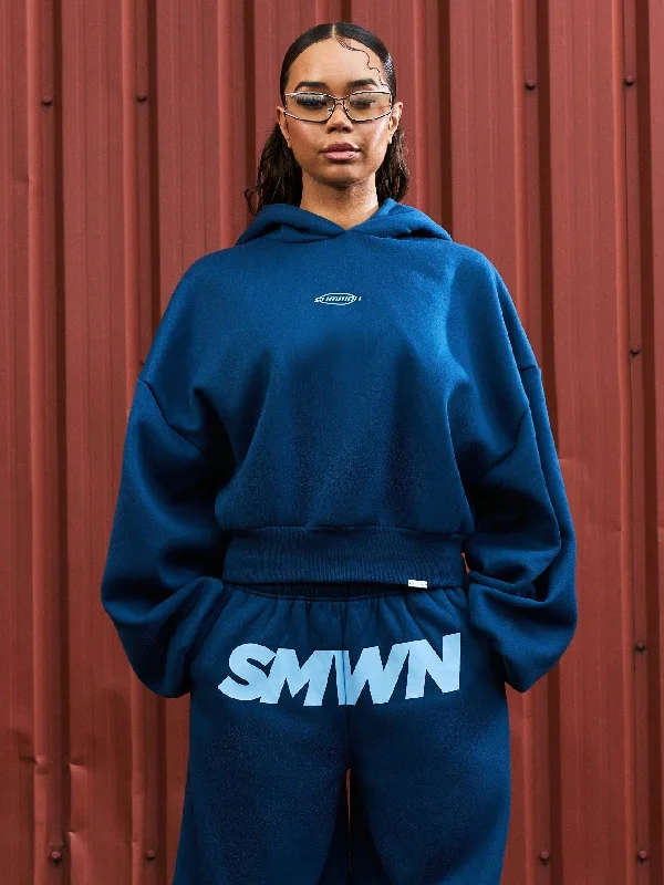 SUMWON WOMEN Oversized Crop Long Sleeves Hoodie With Back Graphic Print