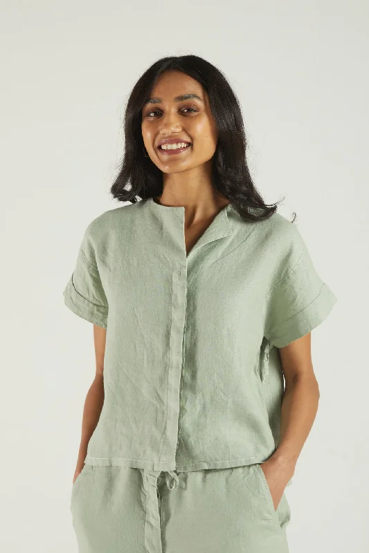 The Daydreams Shirt in Light Olive